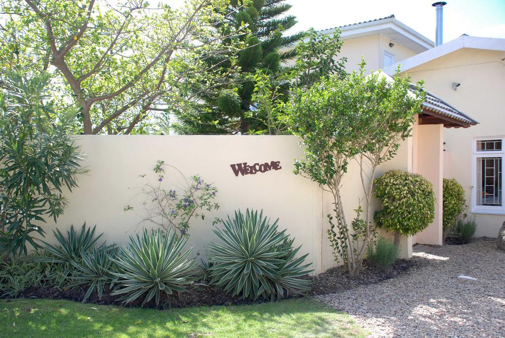 Mandalay Guest House Plettenberg Bay Exterior foto