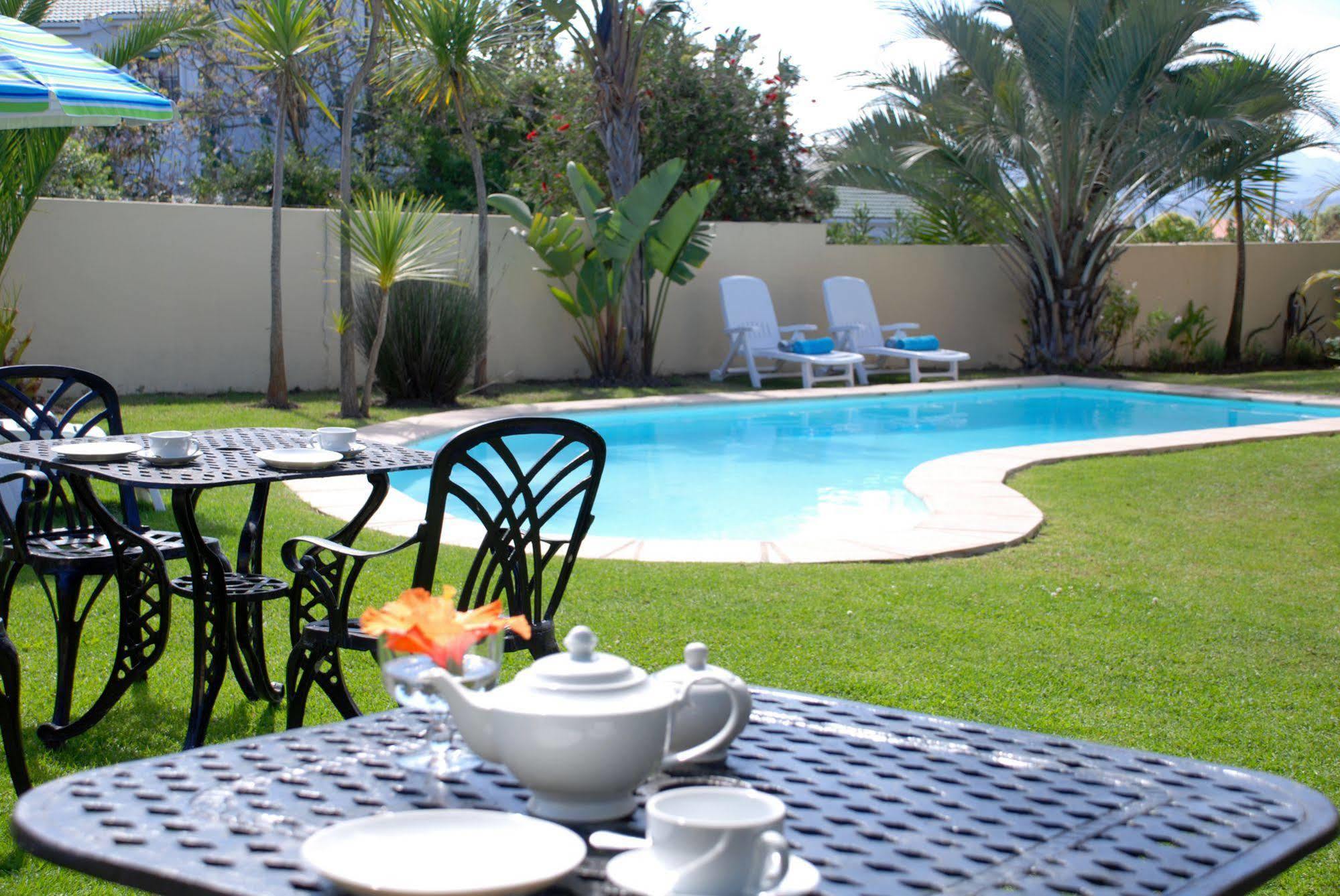 Mandalay Guest House Plettenberg Bay Exterior foto
