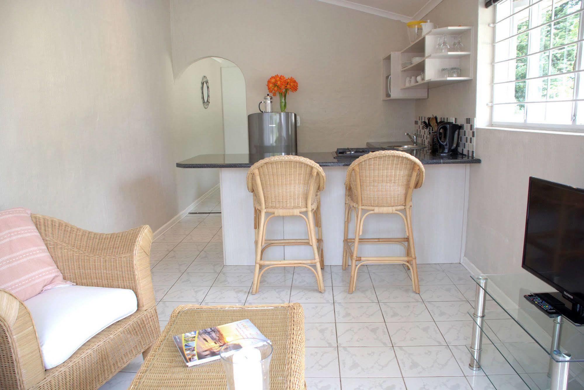 Mandalay Guest House Plettenberg Bay Exterior foto