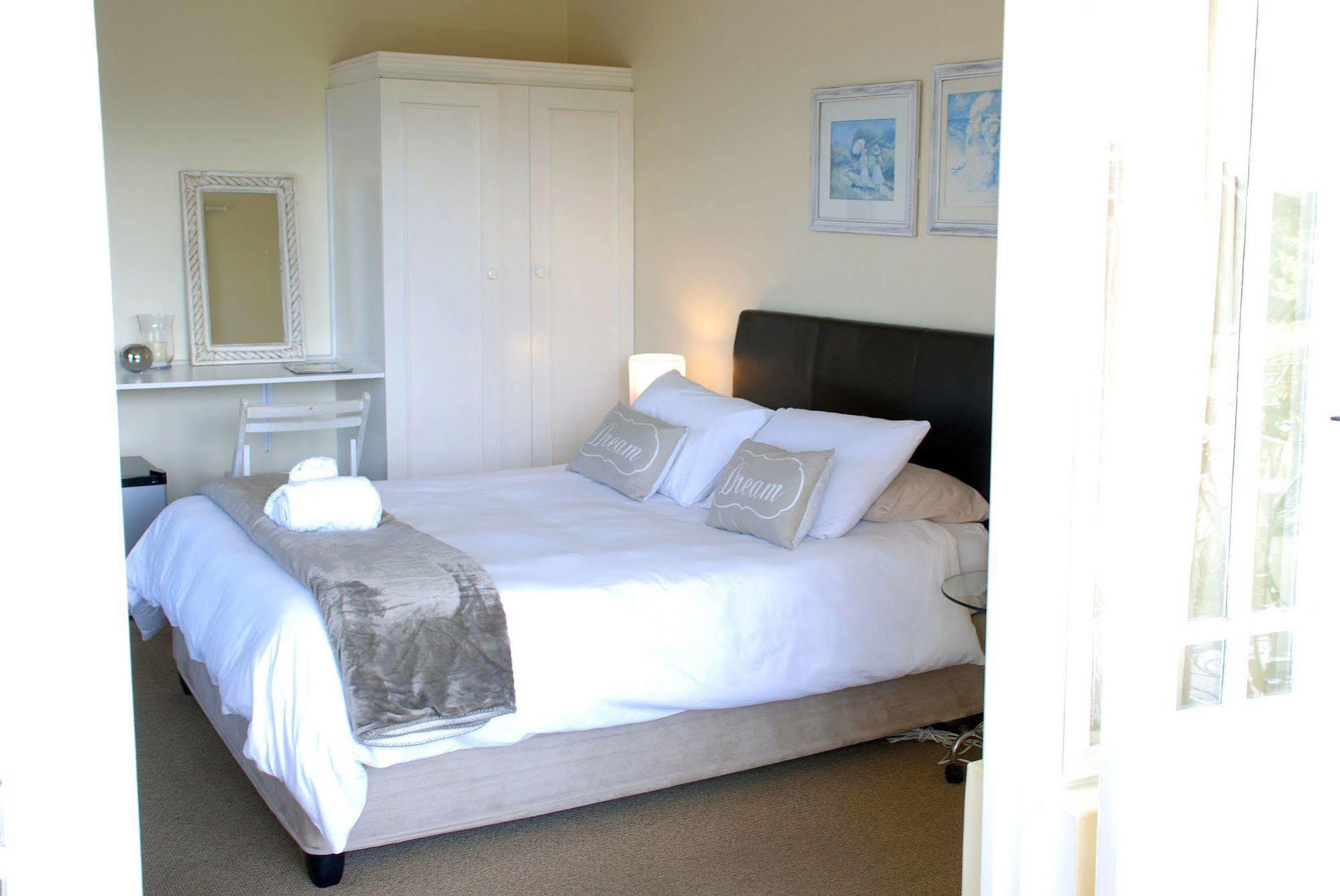 Mandalay Guest House Plettenberg Bay Exterior foto
